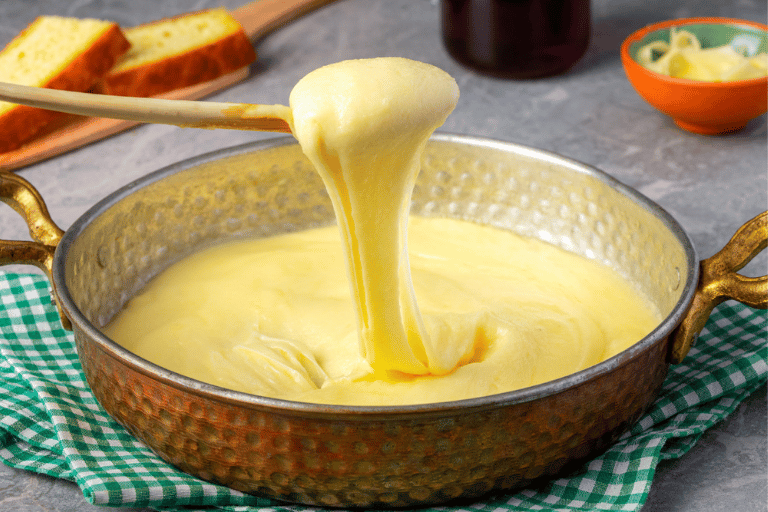 Kuymak Nedir? Karadeniz Mutfağının Meşhur Kuymak Lezzeti | BT Lounge