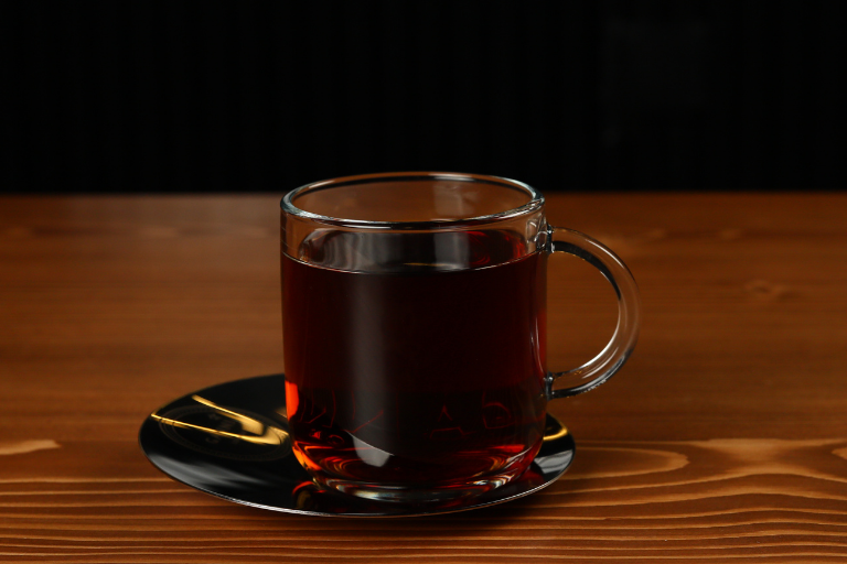 Fincan Çay: Yoğun Aromalı Geleneksel Türk Çayı Deneyimi | BT Lounge